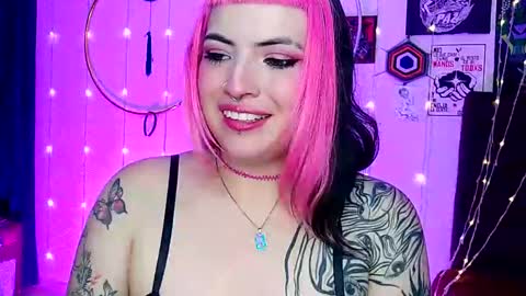 MISS LUNA  online show from 6, 2, 2025