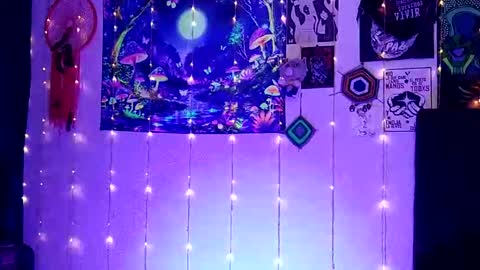 MISS LUNA  online show from 4, 3, 2025