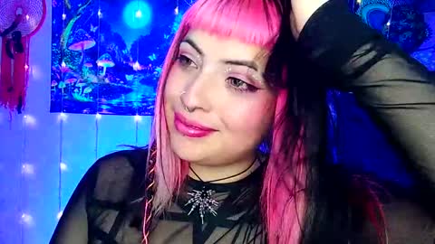 MISS LUNA  online show from 6, 3, 2025