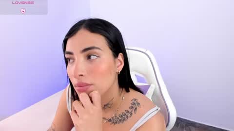 Snapshot of luna_rose10 chatting on 7, 7, 2026 luna rose online show from 7, 7, 2026