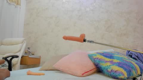 Luna online show from 25, 2, 2026