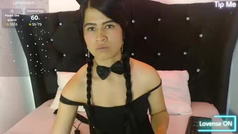 luna_starr69 online show from 6, 10, 2025