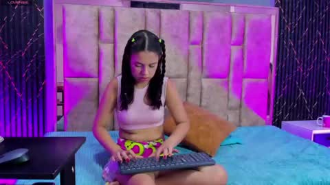 Snapshot of luna_sweetx18 chatting on 16, 6, 2026 Luna online show from 16, 6, 2026