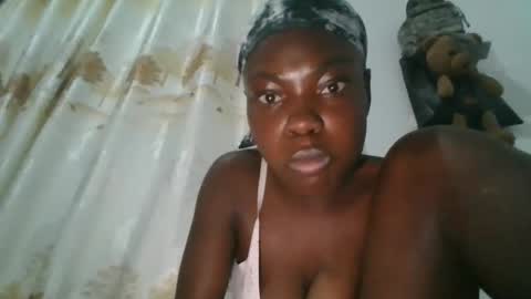 Snapshot of luna_tease chatting on 3, 11, 2025 luna_tease online show from 3, 11, 2025