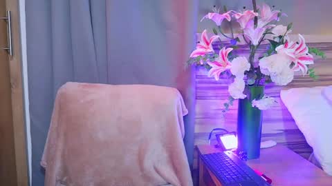 luna_valen online show from 30, 5, 2026