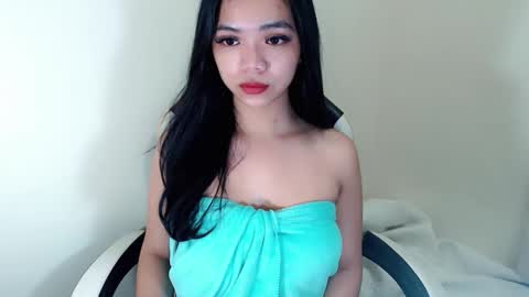 Snapshot of luna_whitedoll chatting on 6, 5, 2026 luna_whitedoll online show from 6, 5, 2026