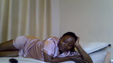 Snapshot of luna_zest chatting on 7, 5, 2026 luna online show from 7, 5, 2026