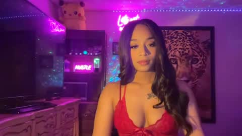 Snapshot of lunaa_11 chatting on 24, 6, 2026 lunaa_11 online show from 24, 6, 2026