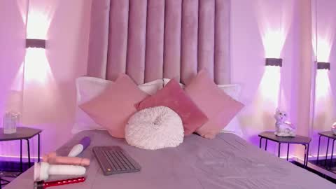 lunaa_moonn online show from 20, 3, 2026