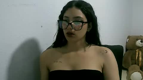 lunaa_sub online show from 9, 2, 2025