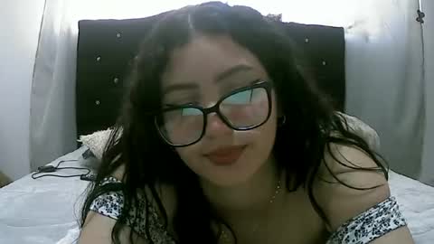 lunaa_sub online show from 20, 2, 2025