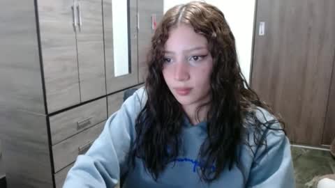 lunaa_sub online show from 12, 9, 2025