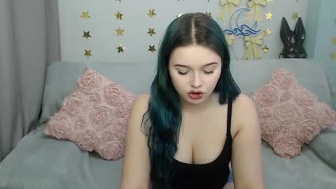 Luna online show from 12, 3, 2026