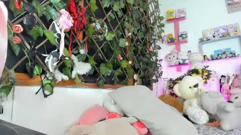 lunacristal_moon online show from 14, 2, 2025