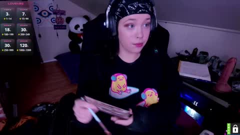 Luna online show from 24, 10, 2025