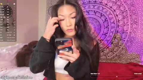 luna dela cruz online show from 17, 1, 2026