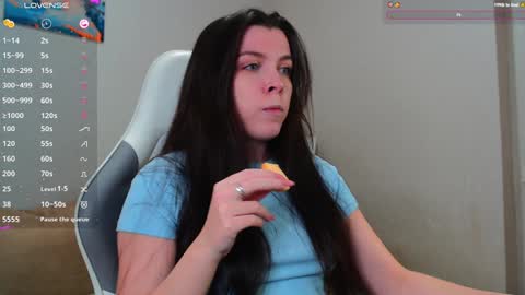 Snapshot of lunalovesuu chatting on 5, 12, 2024 Luna online show from 5, 12, 2024