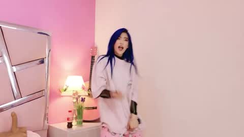 Luna Page online show from 24, 9, 2025