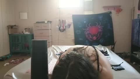 lunaquinn45 online show from 9, 3, 2025