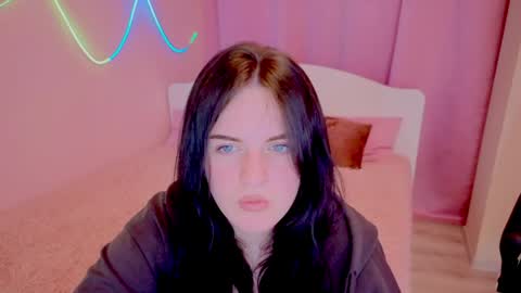 Valeria online show from 17, 4, 2026