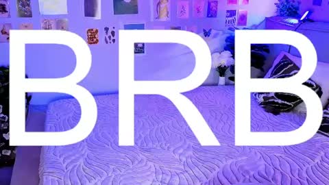 lunariafox online show from 15, 4, 2026