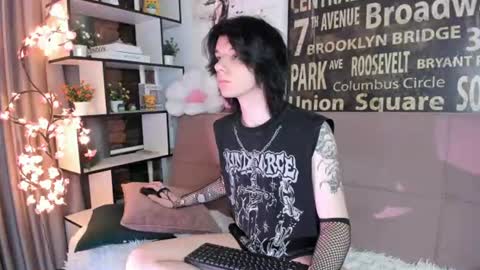 Matthew online show from 11, 6, 2026