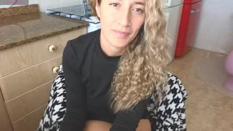  Luna online show from 3, 3, 2026