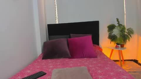 Snapshot of lunavelvet7 chatting on 22, 9, 2025 lunavelvet7 online show from 22, 9, 2025