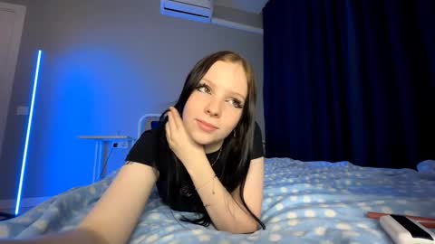 Lunavoyce online show from 8, 11, 2025