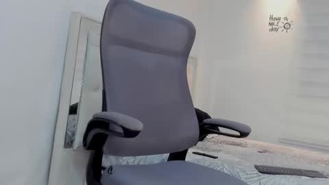 Lunay online show from 24, 2, 2026