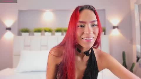 Snapshot of lunnablake chatting on 7, 2, 2026 L U N N A online show from 7, 2, 2026