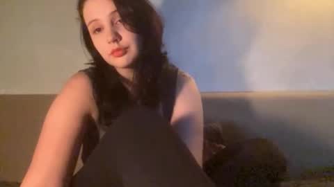 Lora online show from 19, 2, 2026