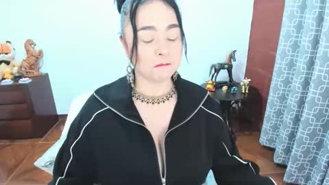 PAULINA online show from 14, 4, 2026