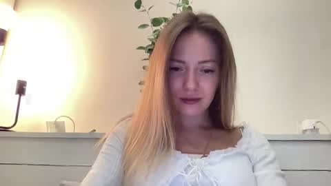 lusiluv online show from 29, 9, 2025