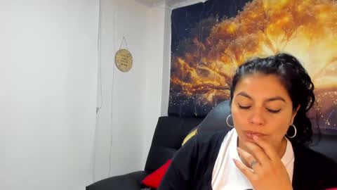 Snapshot of lust_mom chatting on 2, 12, 2024 Angela 3 online show from 2, 12, 2024