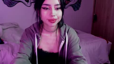 Snapshot of lustful_aprilx chatting on 6, 12, 2024 Valerie April online show from 6, 12, 2024