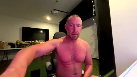 lustfull4you online show from 6, 1, 2025