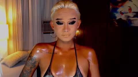 Snapshot of lustfulltrans chatting on 29, 5, 2026 AdriannaFowks online show from 29, 5, 2026