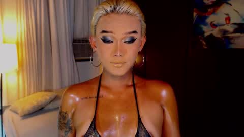Snapshot of lustfulltrans chatting on 13, 6, 2026 AdriannaFowks online show from 13, 6, 2026