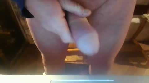 luvcamgirlz online show from 4, 3, 2025