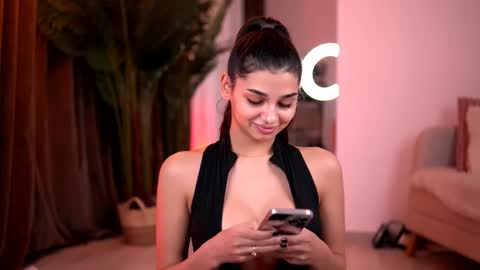 Snapshot of luvcaprice chatting on 18, 12, 2025 Caprice online show from 18, 12, 2025