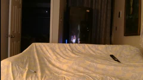 Snapshot of luvthecam2 chatting on 14, 7, 2026 M Jordan online show from 14, 7, 2026