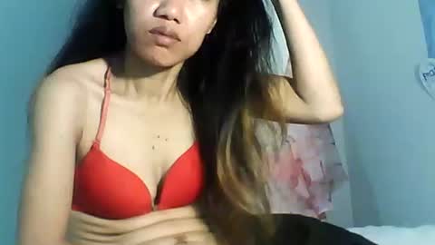 Bee Bee online show from 31, 10, 2025