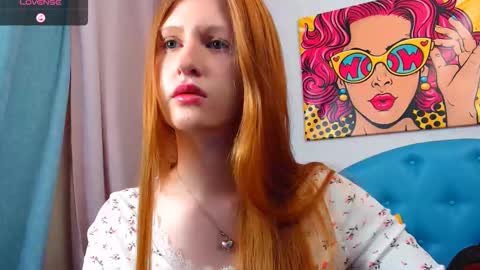 Snapshot of lux_angel chatting on 22, 10, 2025 lux_angel online show from 22, 10, 2025