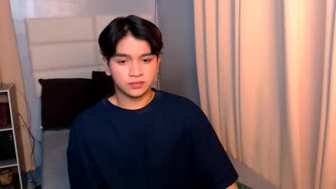 Snapshot of lux_white chatting on 9, 3, 2025 queen lux online show from 9, 3, 2025