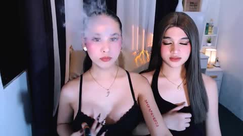 Snapshot of lux_white chatting on 22, 10, 2025 queen lux online show from 22, 10, 2025