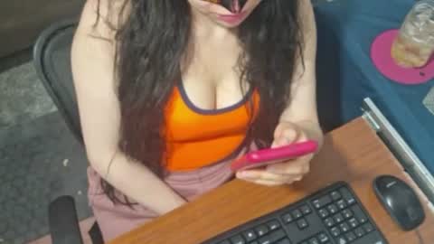 Snapshot of luxdasilva chatting on 21, 6, 2026 luxdasilva online show from 21, 6, 2026