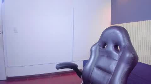 Snapshot of luxemilf chatting on 15, 9, 2025 Luxe3 online show from 15, 9, 2025