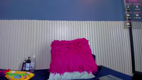 Snapshot of luxemilf chatting on 26, 11, 2025 Luxe3 online show from 26, 11, 2025