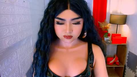 Snapshot of luxsasha chatting on 24, 2, 2026 Sasha Blaire online show from 24, 2, 2026